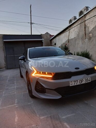 Kia K5-1