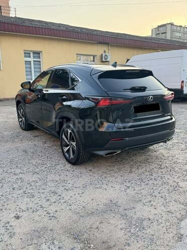 Lexus NX 300-5
