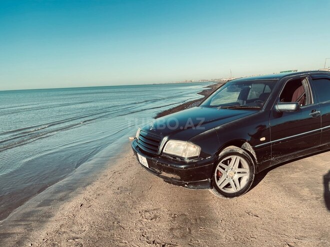 Mercedes C 240-3
