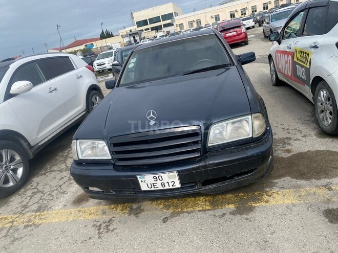 Mercedes C 240-12