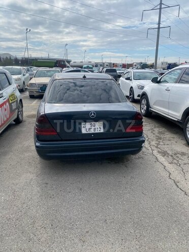 Mercedes C 240-15