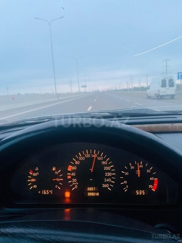 Mercedes C 240-10
