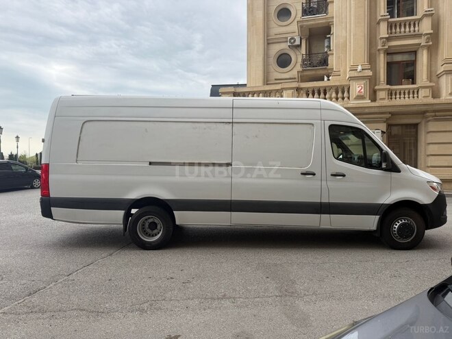 Mercedes Sprinter 319-7