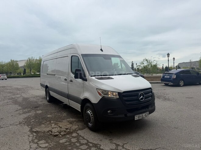 Mercedes Sprinter 319-10