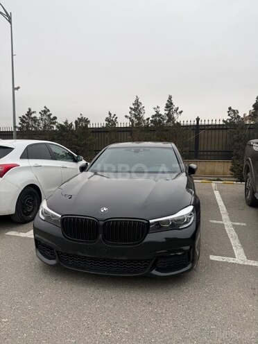 BMW 740-4