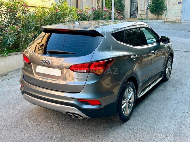 Hyundai Santa Fe-4
