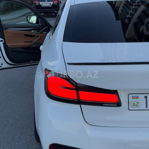 BMW 530-10