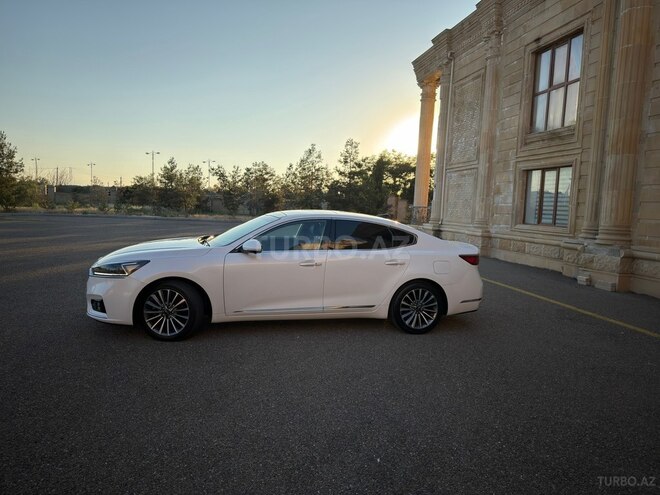 Kia K7-4