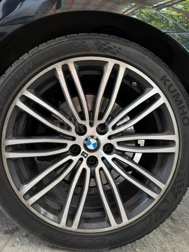 BMW 530-8