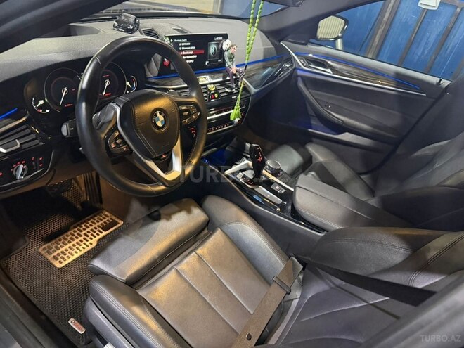 BMW 530-10