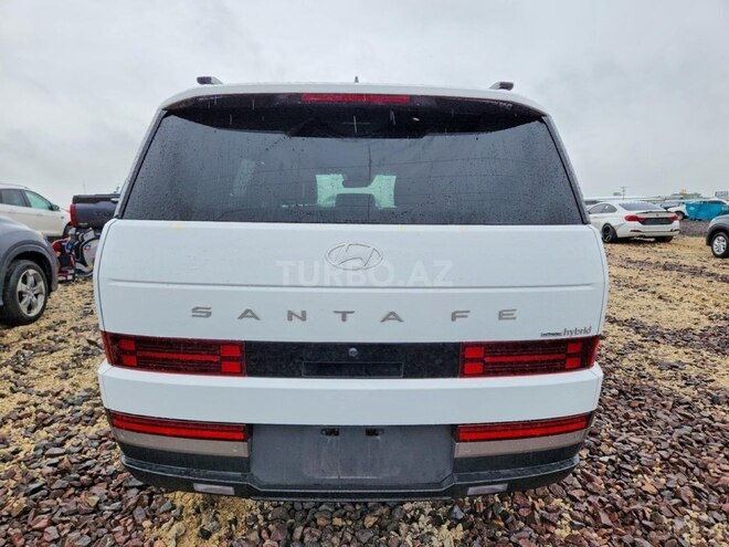 Hyundai Santa Fe-5