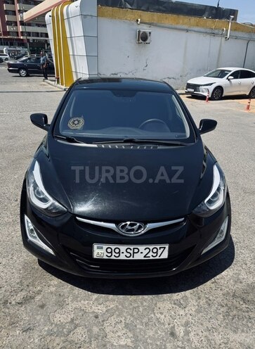 Hyundai Elantra-1