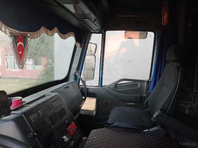 Iveco Stralis-4