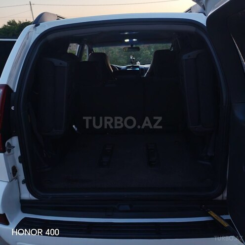Toyota Land Cruiser Prado-8