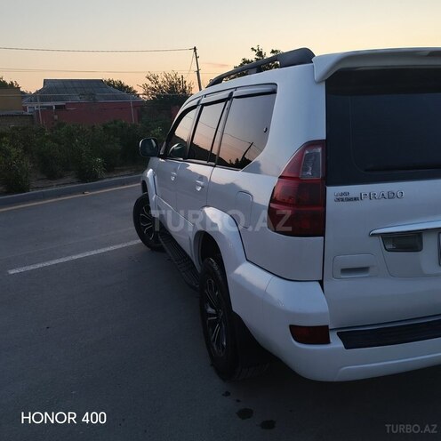 Toyota Land Cruiser Prado-16