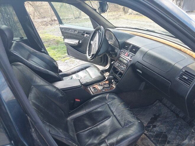 Mercedes C 240-16