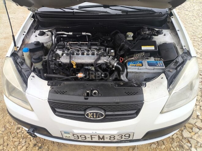 Kia Pride-3