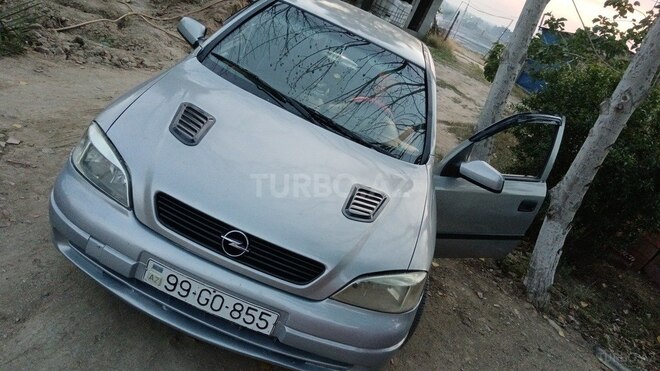 Opel Astra-1