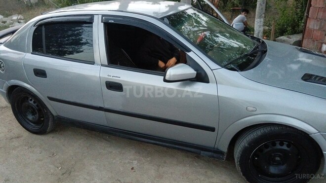 Opel Astra-8