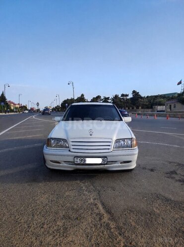 Mercedes C 180-1