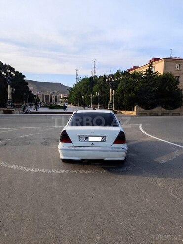 Mercedes C 180-2