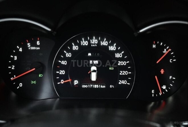 Kia Sorento-12