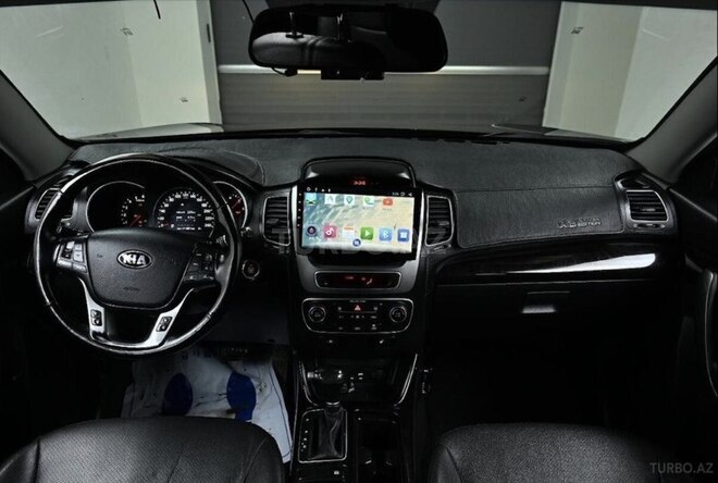Kia Sorento-11