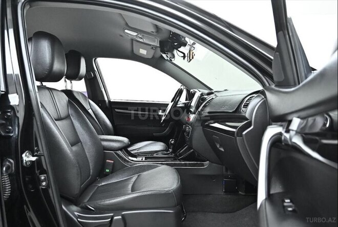 Kia Sorento-14