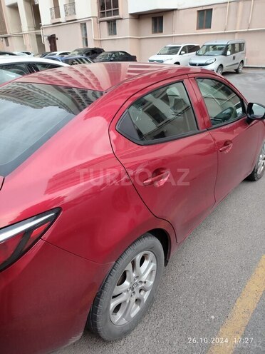 Toyota Yaris iA-10