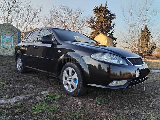 Daewoo Gentra-11