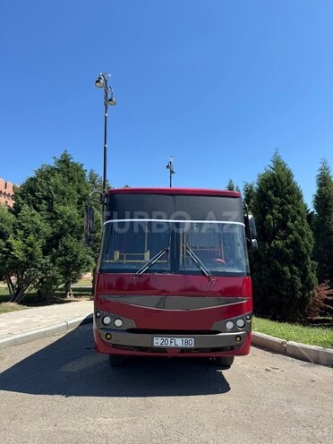 Isuzu Ecobus-2