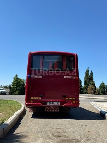 Isuzu Ecobus-7