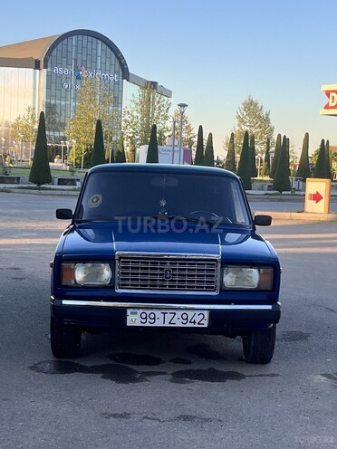 LADA (VAZ) 2107-1