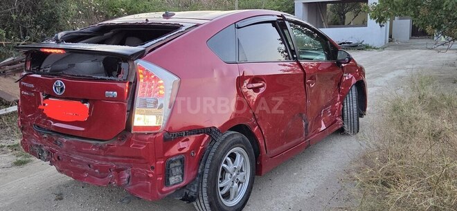 Toyota Prius-3
