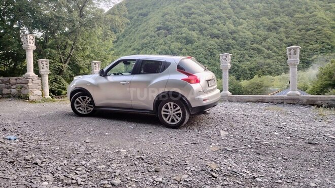 Nissan Juke-5
