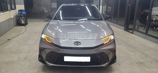 Toyota Camry-6
