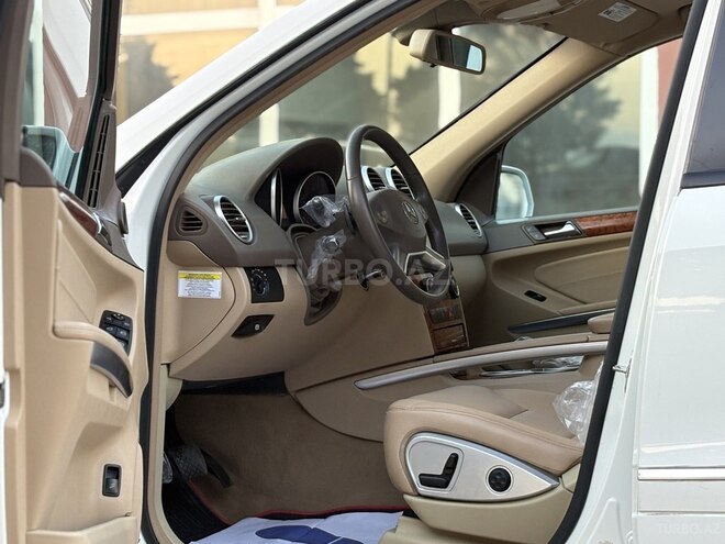Mercedes ML 350 4MATIC-13