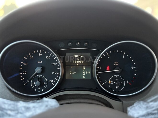 Mercedes ML 350 4MATIC-17