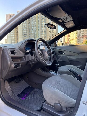 Chevrolet Cobalt-10