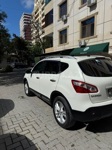 Nissan Qashqai-5