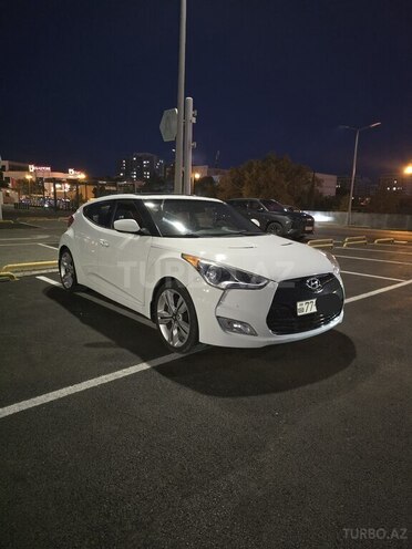 Hyundai Veloster-6