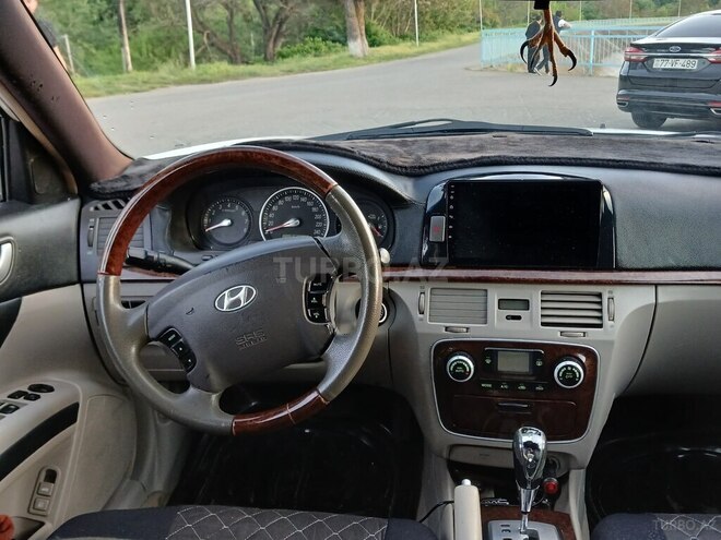 Hyundai Sonata-9