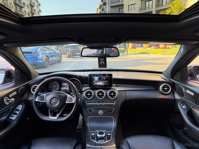 Mercedes C 300-9