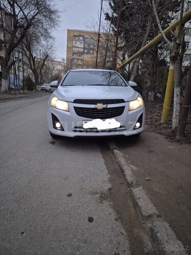 Chevrolet Cruze-1