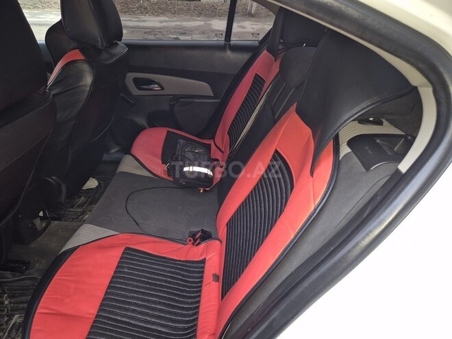 Chevrolet Cruze-7
