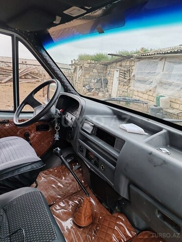 Ford Transit-2