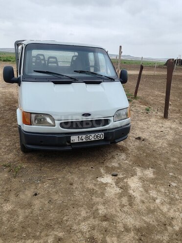 Ford Transit-1