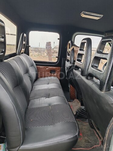 Ford Transit-5