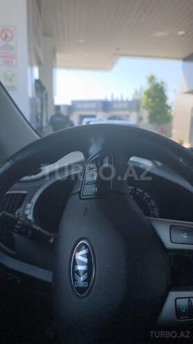 Mercedes E 240-11