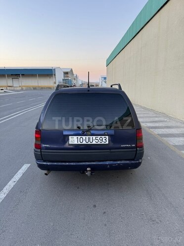 Opel Astra-2